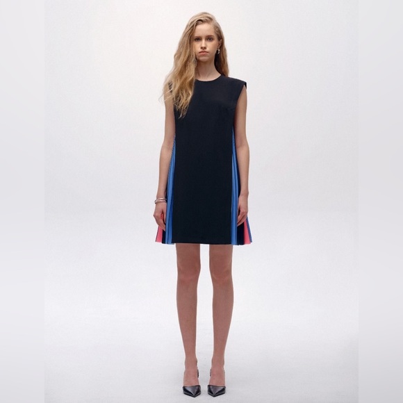 Saturday Club Side Printed Pleated Shift Dress - Picture 4 of 5